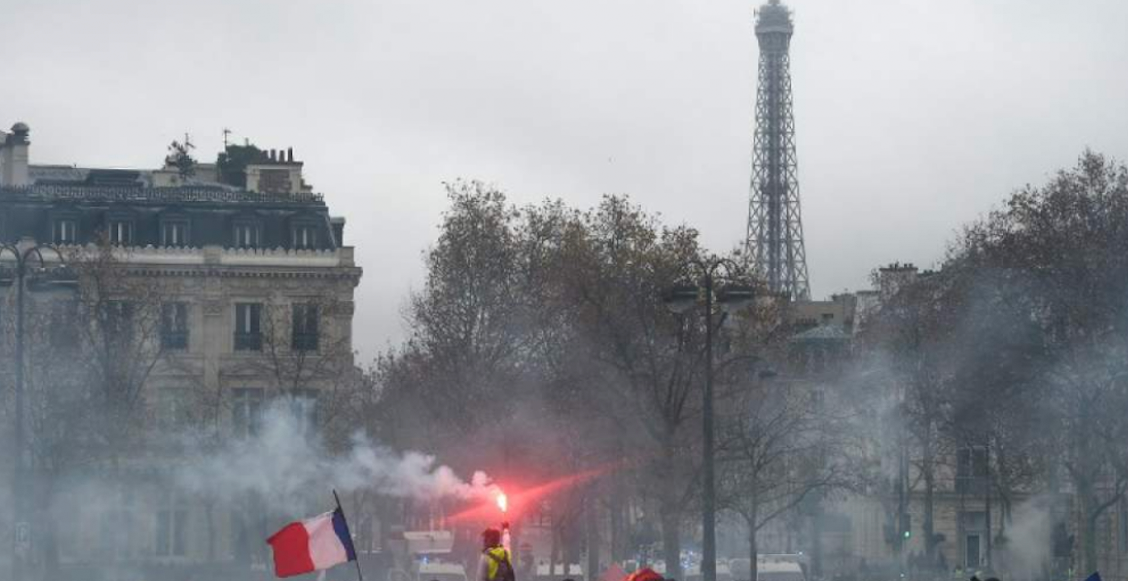 Ante protestas de los chalecos amarillos, museos y hasta la Torre Eiffel estarán cerrados