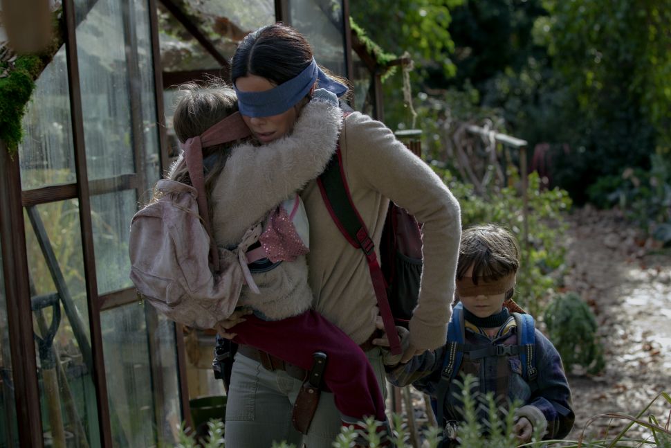 Checa el tráiler de ‘Bird Box’ con Sandra Bullock antes de su estreno en Netflix