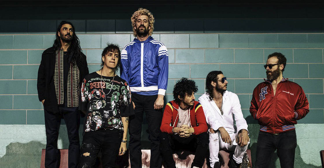 Escucha el cover de The Voidz a "I Wish It Was Christmas Today”