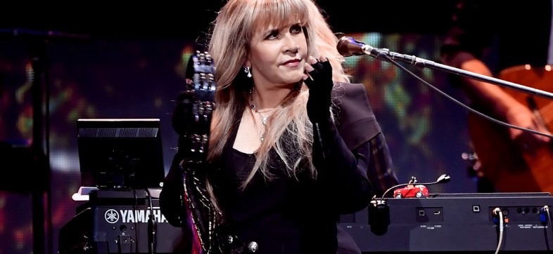 Stevie Nicks es la primera mujer en entrar al Salón de la Fama dos veces