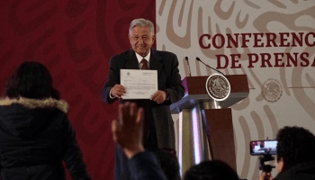 Sin el "rancho" de Palenque, AMLO presenta su declaración patrimonial