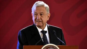 Dice AMLO que no hay desabasto, "tenemos gasolina suficiente"