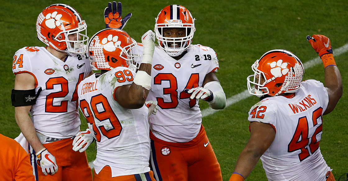 ¡En un partidazo! Clemson le ganó el título colegial a Alabama