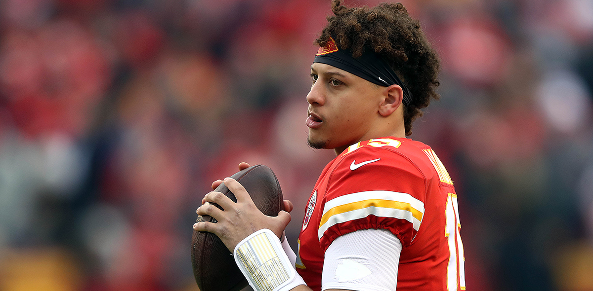 Colts vs Chiefs: Patrick Mahomes busca romper la racha de los 'novatos' en playoffs