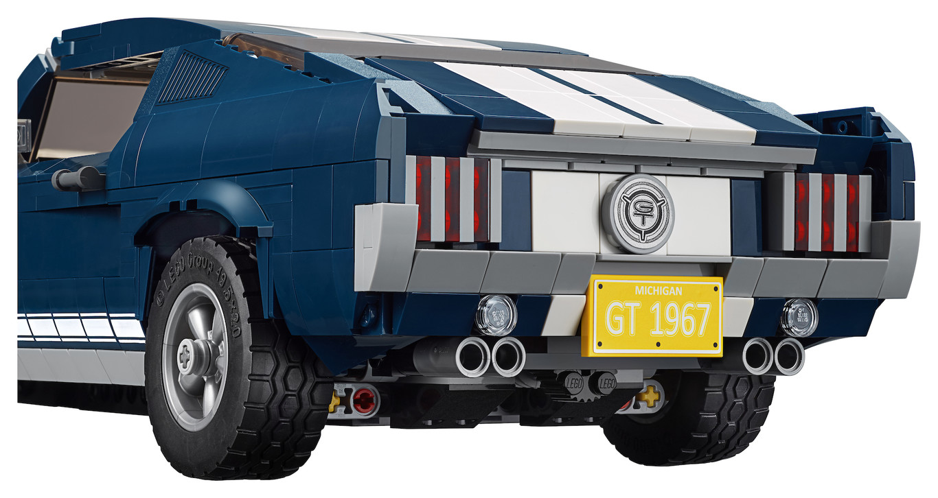 ¡Wow! LEGO hizo una réplica del Mustang 67 para que pases horas armándola