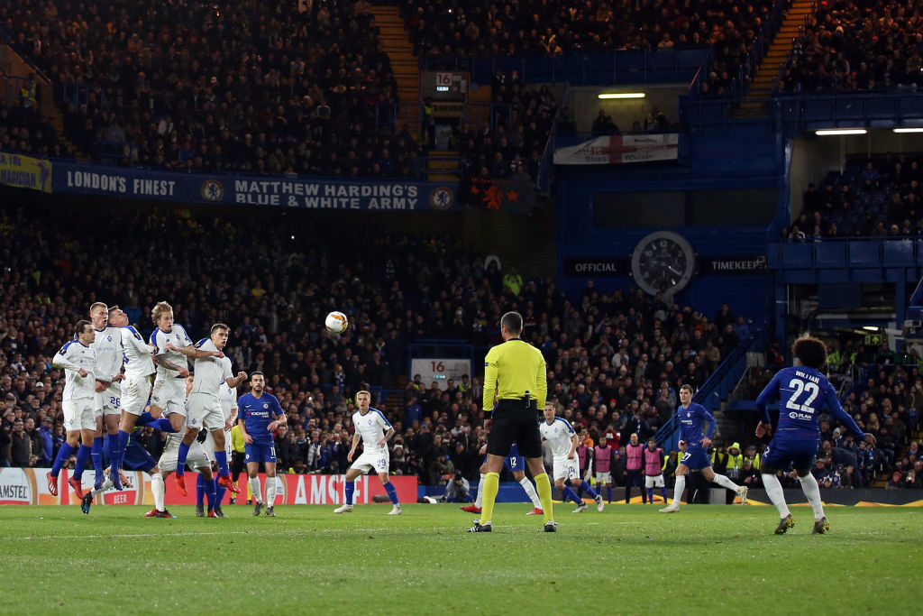 ¡Qué joya! En imágenes el golazo de Willian en la Europa League