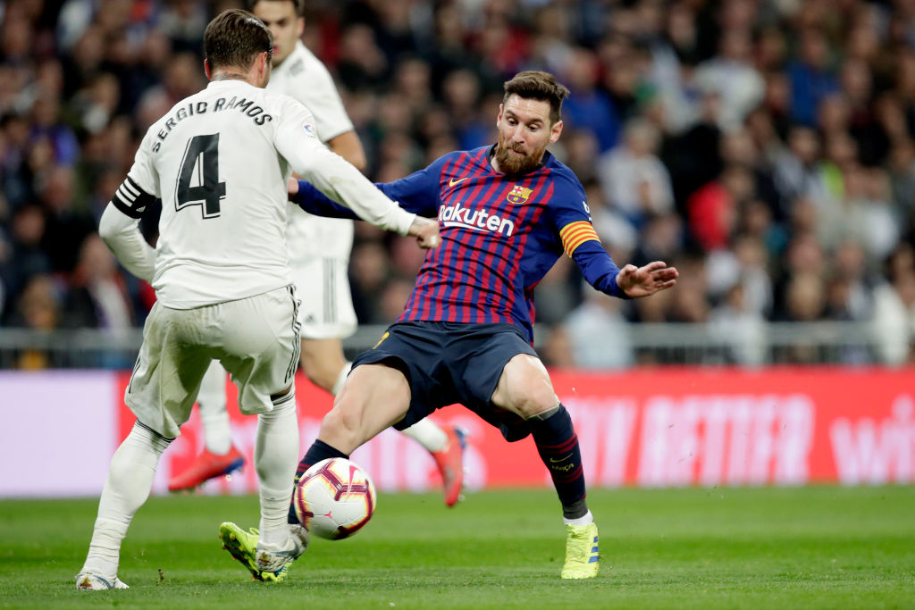 En imágenes: Así encaró Lionel Messi a Sergio Ramos tras darle un manotazo en la cara