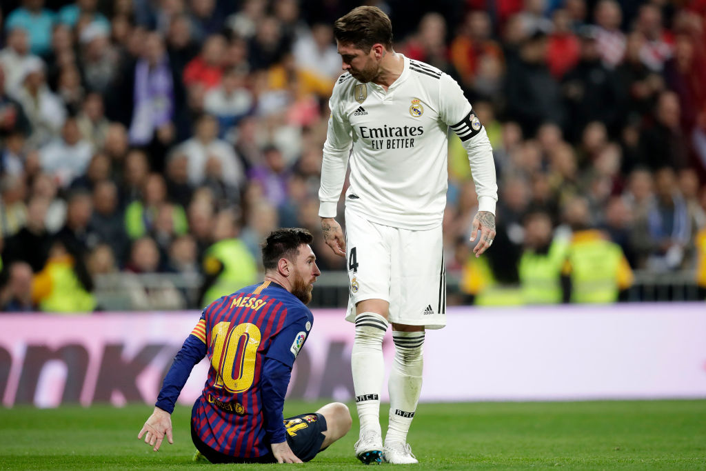 En imágenes: Así encaró Lionel Messi a Sergio Ramos tras darle un manotazo en la cara