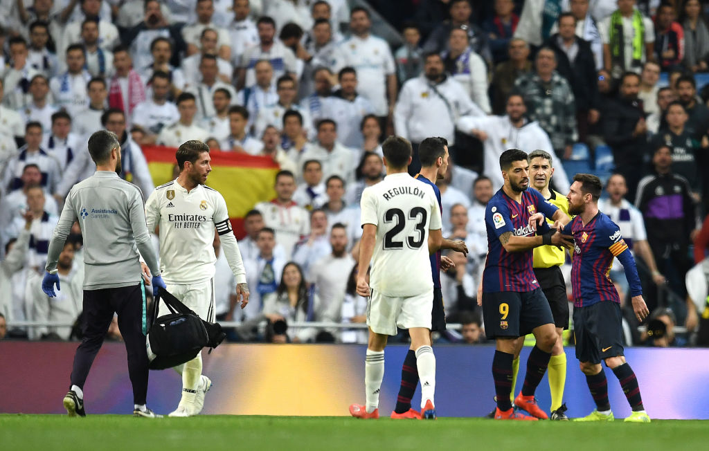 En imágenes: Así encaró Lionel Messi a Sergio Ramos tras darle un manotazo en la cara