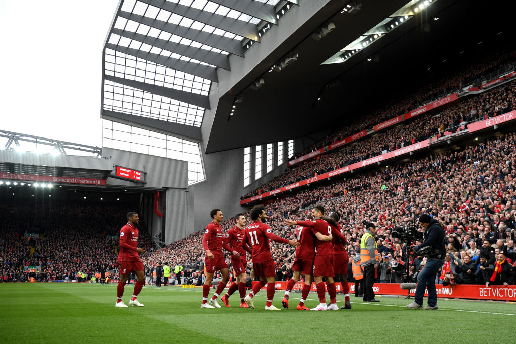 Liverpool retomó el liderato y acumuló ¡37 partidos seguidos sin perder en Anfield!