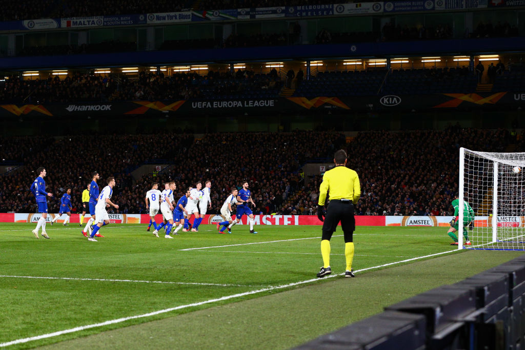 ¡Qué joya! En imágenes el golazo de Willian en la Europa League