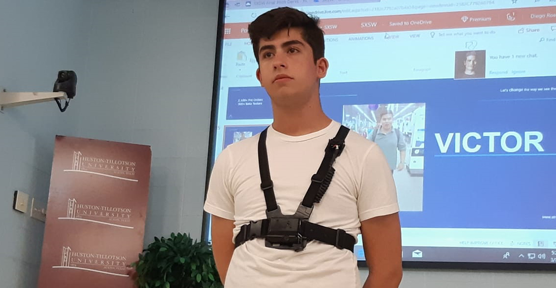 Joven mexicano gana festival internacional para emprendedores con su arnés para invidentes