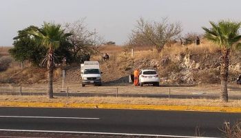 Mueren al arrojarse en caída libre