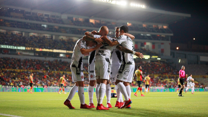 ¡Sí muerden! Xolos goleó a Morelia y complica la liguilla para el América