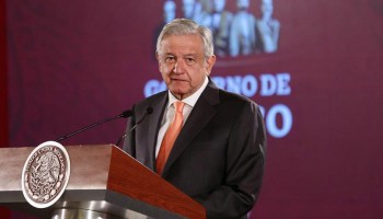 ¡Pónganse de acuerdo! Espriú dice que no y AMLO afirma que sí hubo corrupción en el NAIM