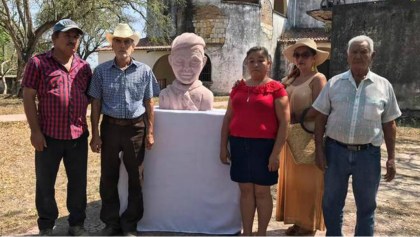 Del creador de AMLO con paperas, llega el busto de Mario Moreno "Cantinflas"