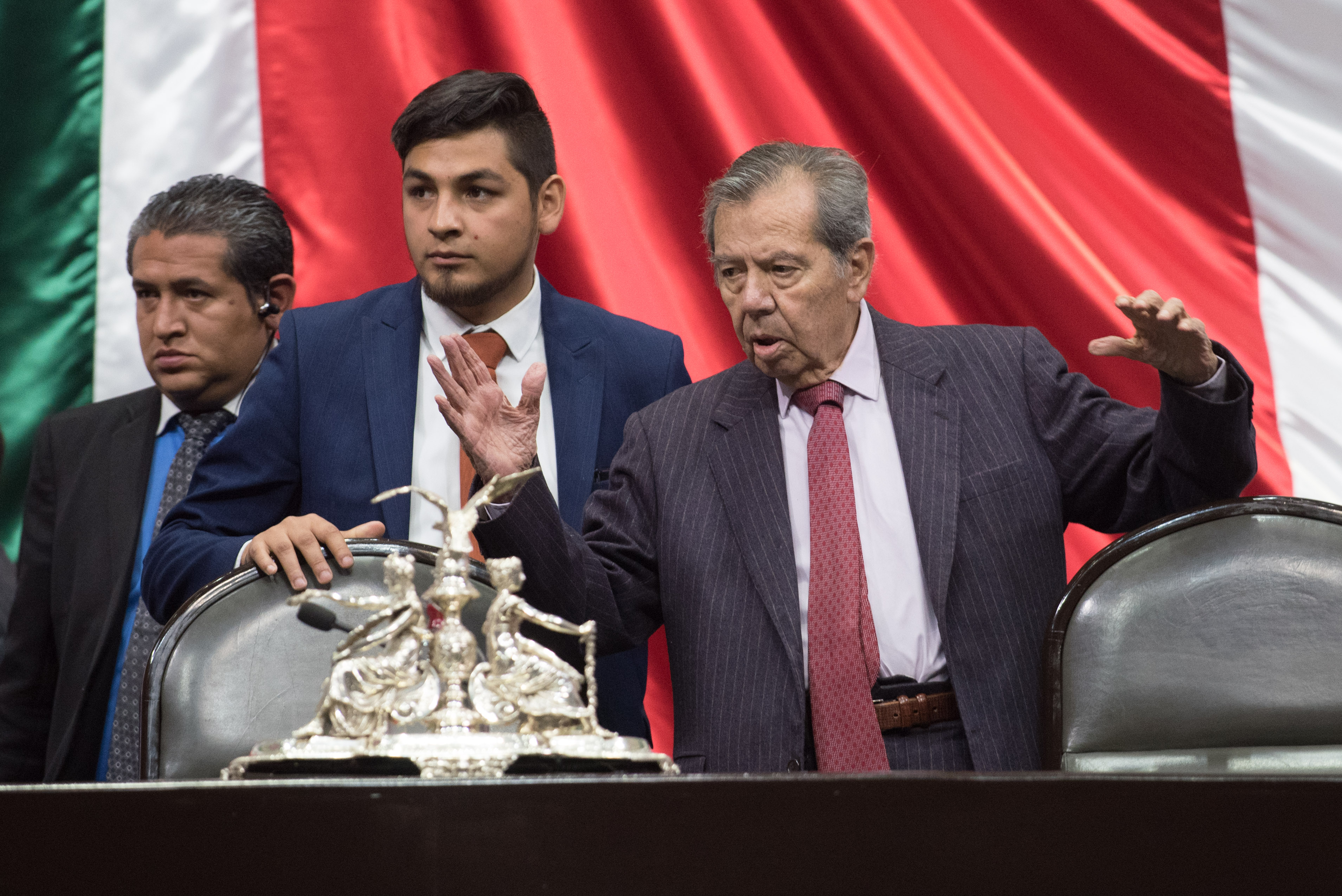 CIUDAD DE MÉXICO, 04MARZO2019.- Porfirio Muñoz Ledo, presidente de la Mesa Directiva, durante la Sesión Ordinaria de la LXIV Legislatura de la Cámara de Diputados, en la que se avaló por unanimidad las reformas a los artículos 150 y 151 de la Ley de Desarrollo Rural Sustentable