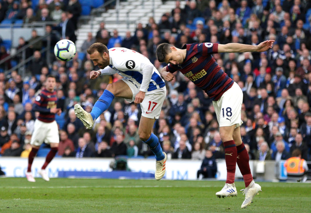 Newcastle extiende la agonía del descenso para Brighton y Cardiff una semana más