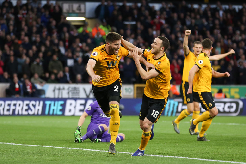 Los goles de la masacre de Raúl Jiménez y los Wolves al Arsenal