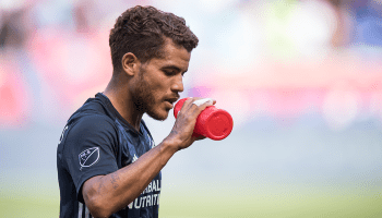 ¿Otra baja? Jonathan dos Santos se lesionó y peligra para Copa Oro