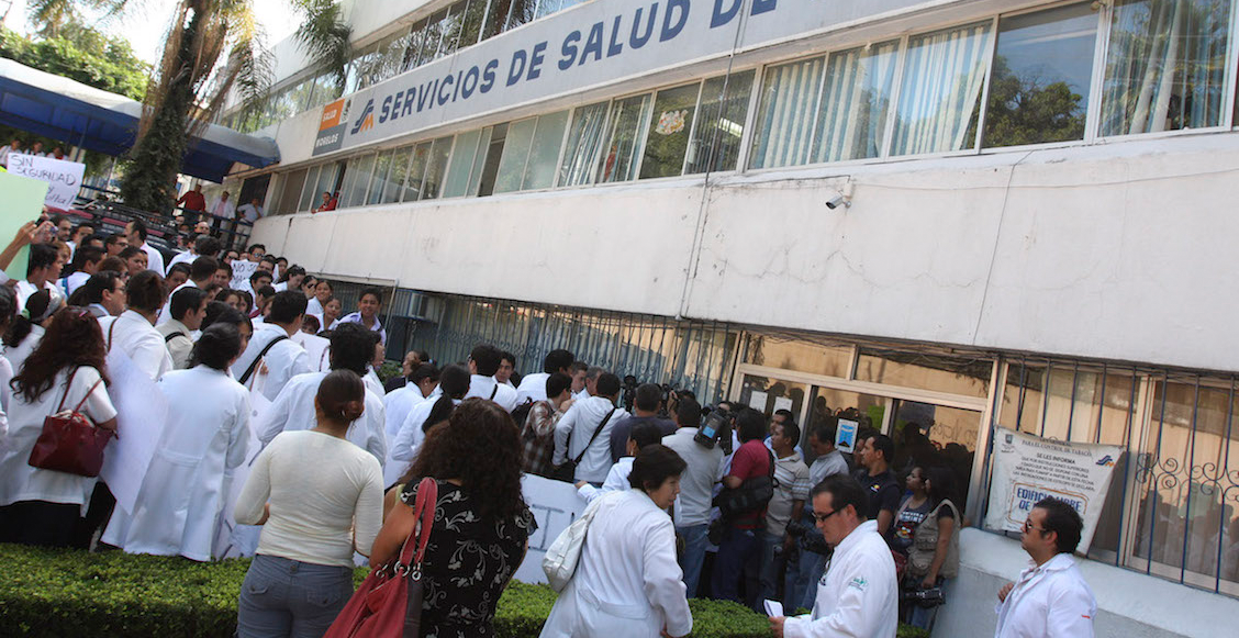 Alertan sobre recorte a becas a pasantes de Medicina y Enfermería