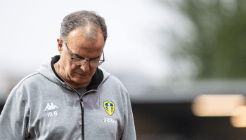 La carta del 'Loco' Bielsa en la que pide que el futbol no se reanude en Inglaterra