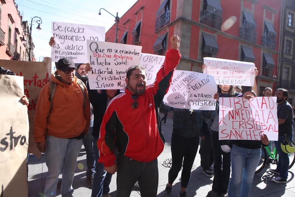 Cristóbal-Sánchez-Manifestación-Palacio-Nacional