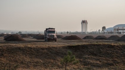 Otra vez suspenden Santa Lucía: ahora por falta de estudios de seguridad aérea