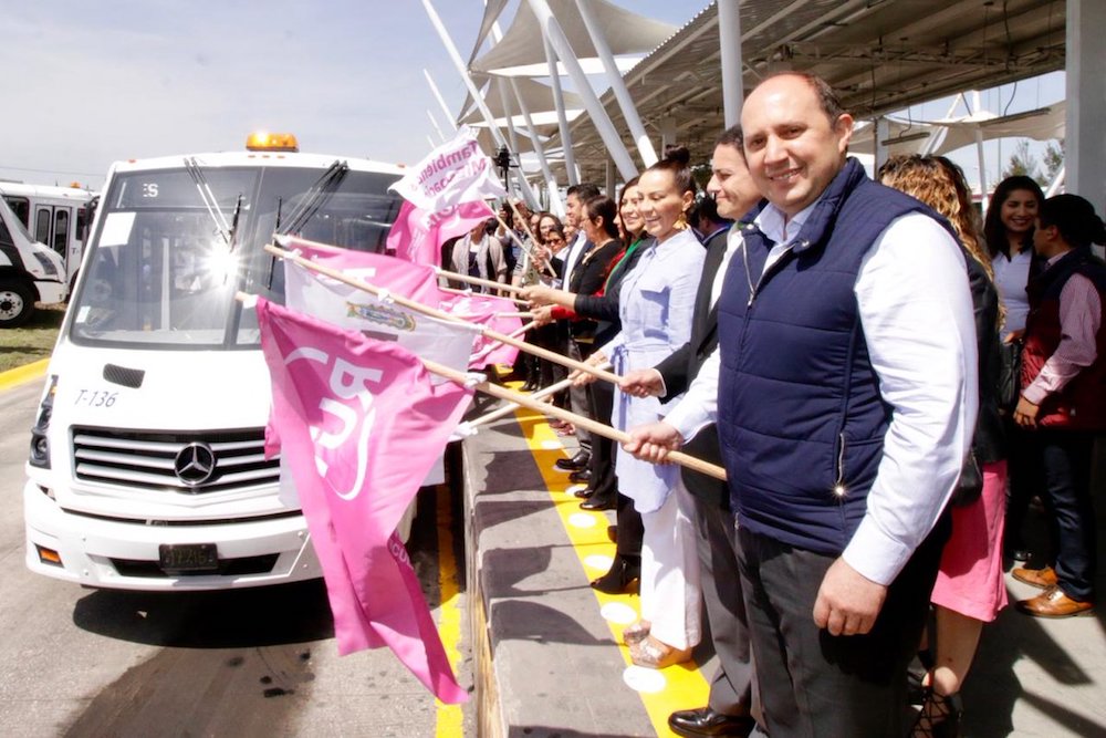 transporte-público-puebla-mujeres