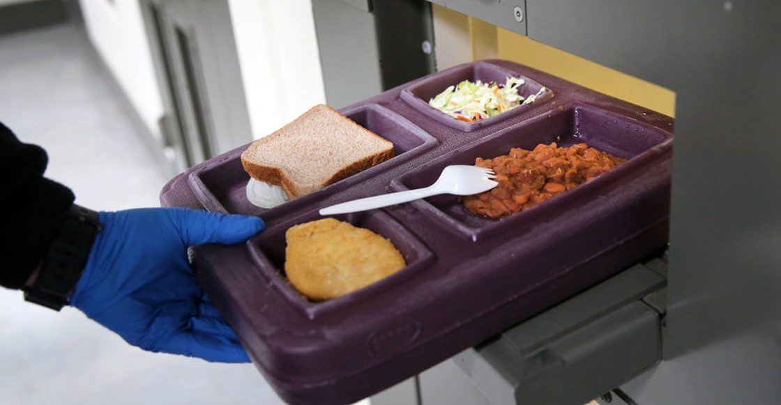 Hombre que extrañaba la comida de la cárcel se roba una bicicleta para que lo vuelvan a encerrar