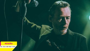 Atascado, pero melodioso: The Jesus and Mary Chain en El Plaza Condesa