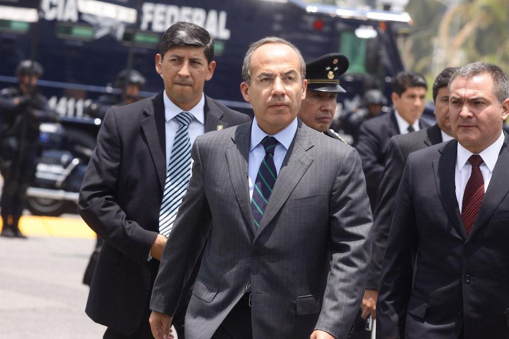 policia-federal-felipe-calderón