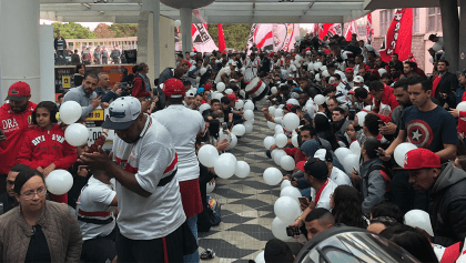 ¡De locura! Así recibieron a Dani Alves en Sao Paulo