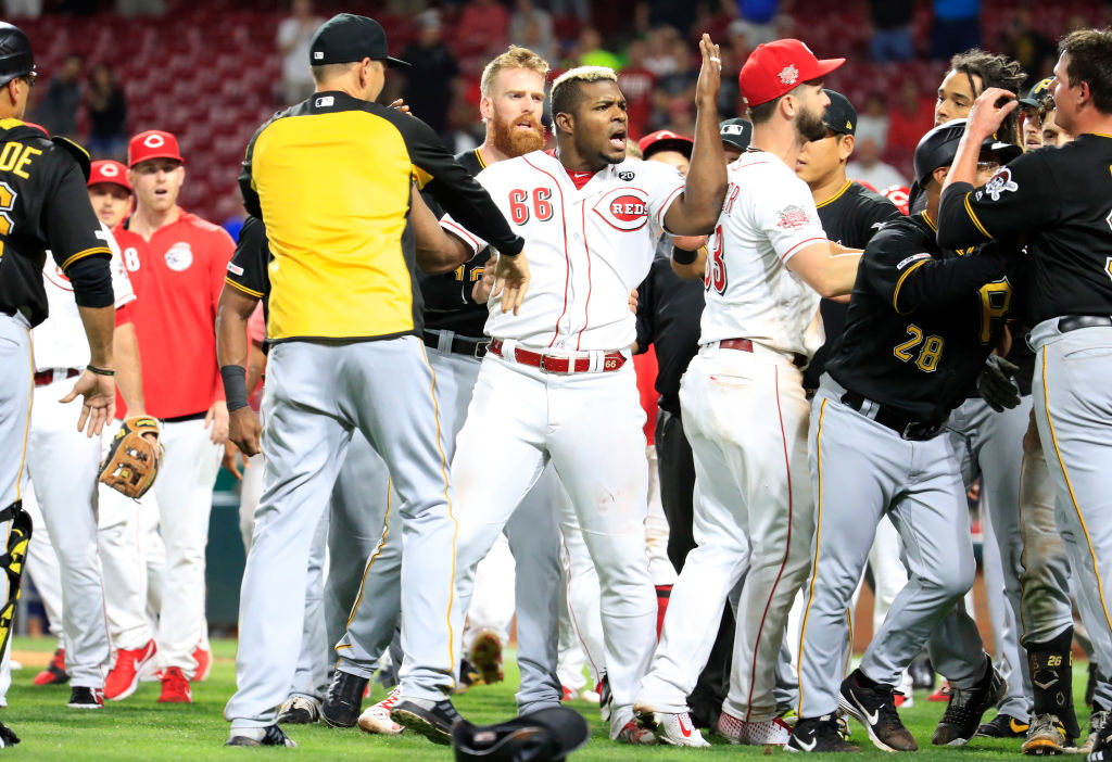 La razón por la que los Piratas iniciaron la pelea contra los Rojos de  Cincinnati