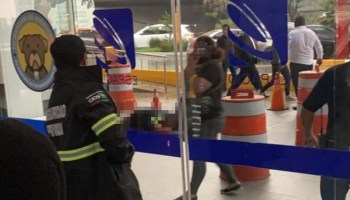 Balacera en el centro comercial Espacio Interlomas deja una persona muerta