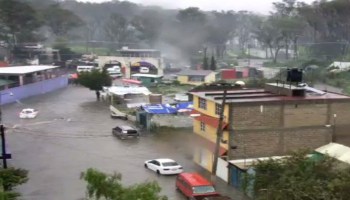 Por lluvias se desborda río en Nicolás Romero, Estado de México