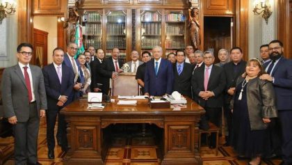 lideres-evangelicos-secretaria-de-bienestar-amlo-servidores