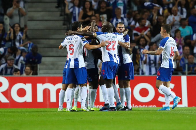 La espectacular doble atajada de Marchesín que volvió ‘locos’ a los fans del Porto