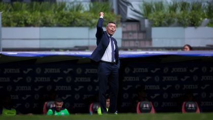 Pedro Caixinha reapareció para despedirse de Cruz Azul