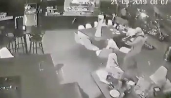 Autoridades identifican a hombres ejecutados en bar de Uruapan en Michoacán