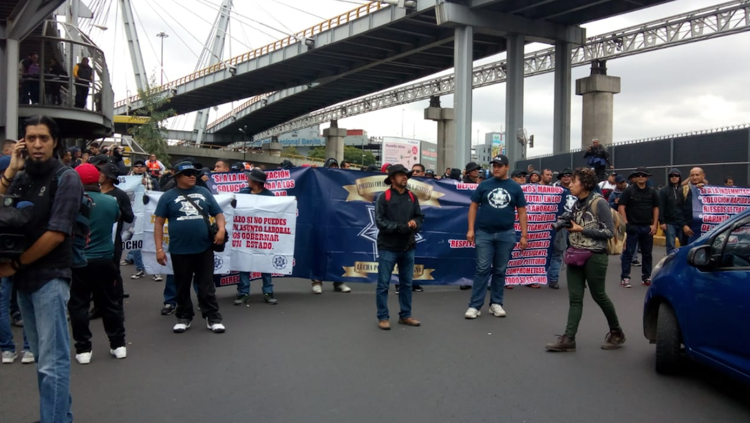 bloqueo-aimc-policías-federales