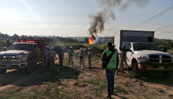 incendia-toma-clandestina-gas-lp-pemex-puebla-heridos