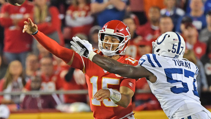 Colts terminaron con el invicto de los Chiefs y Mahomes salió 'tocado'