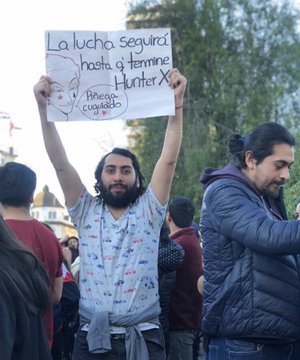 ¡Joya! Jóvenes otakus de Chile salen a manifestarse vestidos de sus personajes favoritos