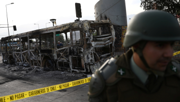 ¡Se desató el caos en Chile! Protestas y represión por aumento en el precio del metro