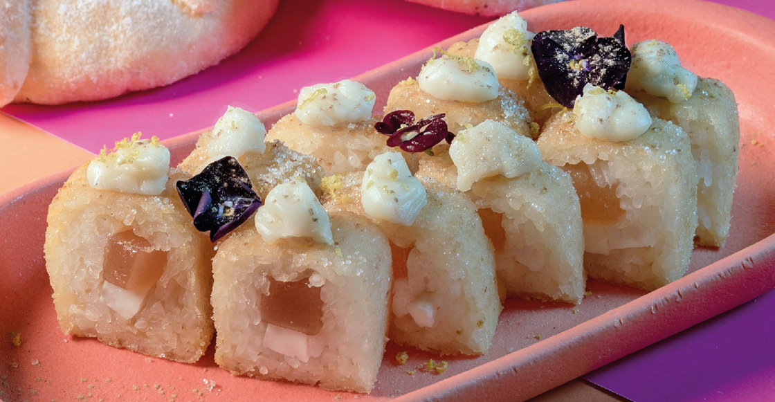 Jugando a ser Dios nivel: Ya hay sushi de pan de muerto y no sabemos qué pensar