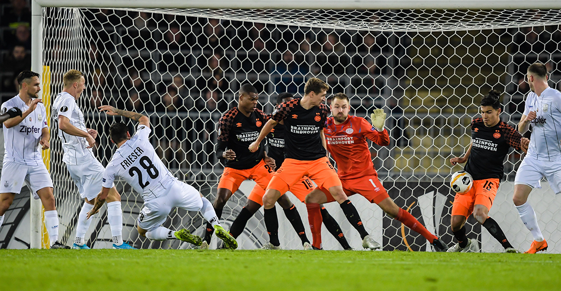 Erick Gutiérrez jugó los 90 en la goleada del LASK al PSV en Europa League