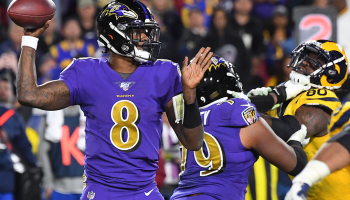 Lamar Jackson y los Ravens arrollaron a los Rams en Los Ángeles