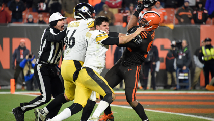 Ya hubo sanción: NFL suspende a Myles Garrett y multa a Browns y Steelers