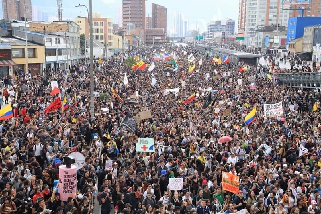 colombia-bogota-protestas-manifestacion-paquetazo-ivan-duque-tension-02